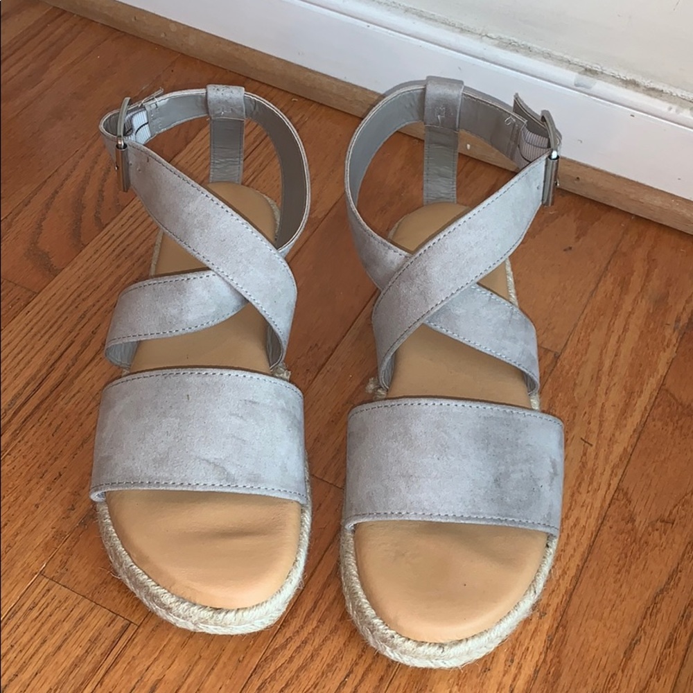 Tan espadrille